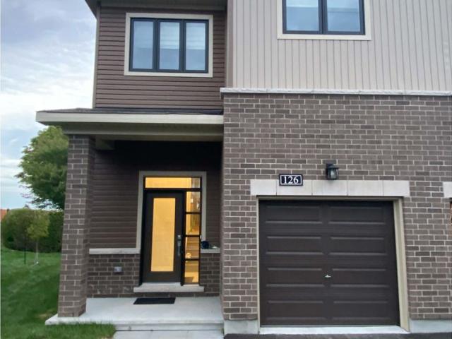 Townhouse for rent in Mulhurst Bay, Ontario