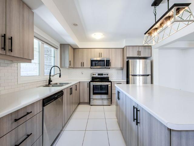 Townhouse for rent in Milton, Ontario