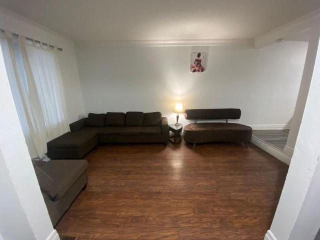 House for rent in Georgina, Ontario