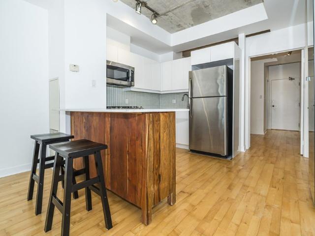 Apartment for rent in Toronto Centre, Toronto