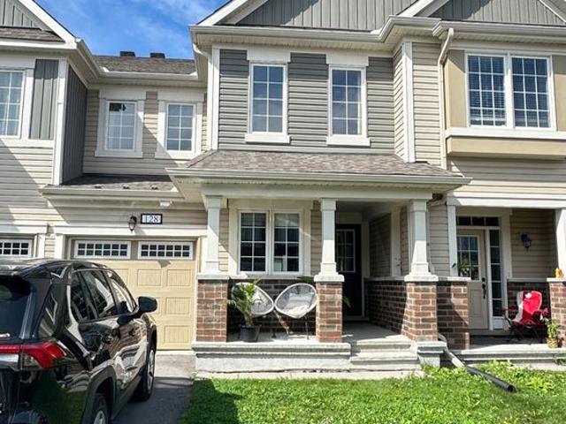 Townhouse for rent in Mulhurst Bay, Ontario
