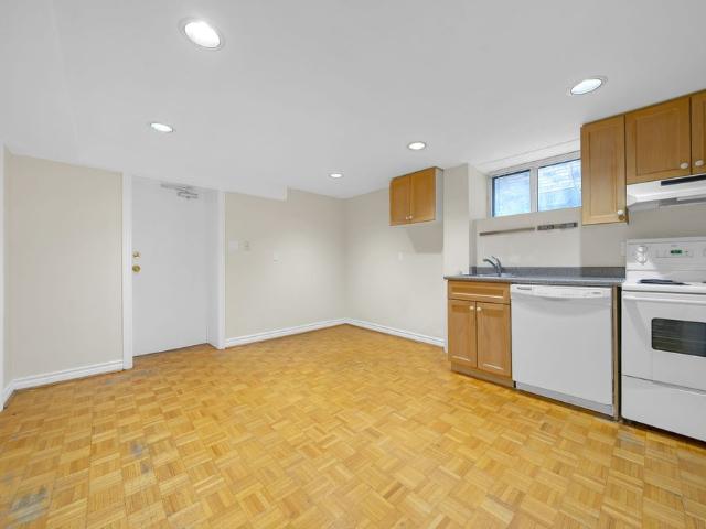 Apartment for rent in Woburn, Ontario