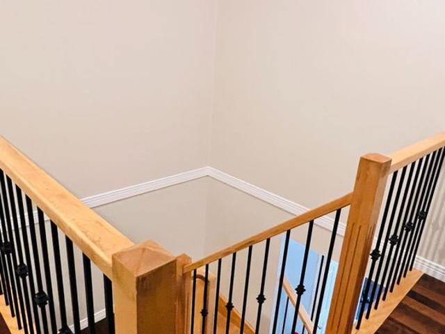Townhouse for rent in Hamilton, Golden Horseshoe