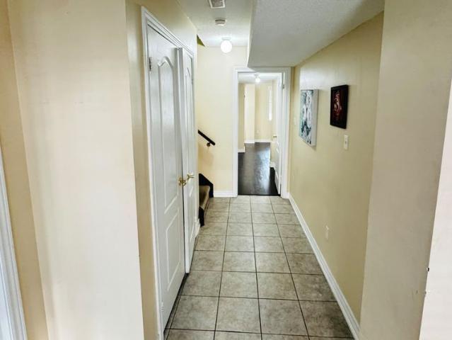 Townhouse for rent in Brampton, Golden Horseshoe