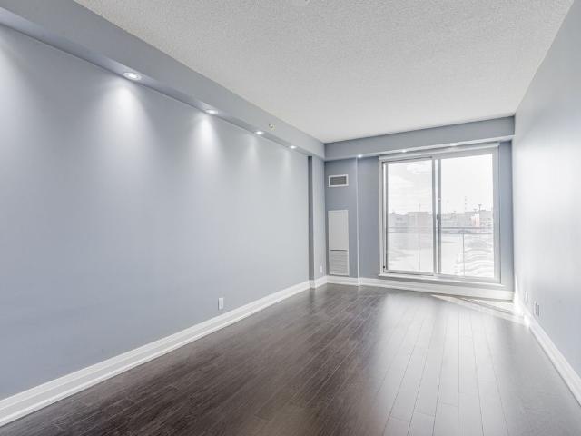 Apartment for rent in Woodbridge, Vaughan