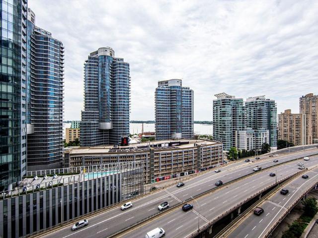 Apartment for rent in Spadina—Fort York, Toronto