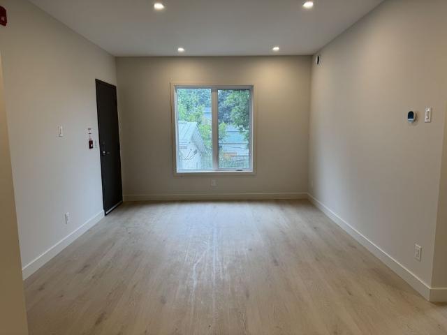 Apartment for rent in Mulhurst Bay, Ontario