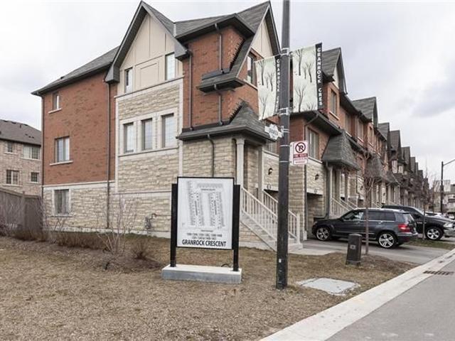 Townhouse for rent in Mississauga, Ontario