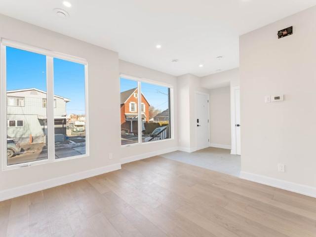 Apartment for rent in Mulhurst Bay, Ontario