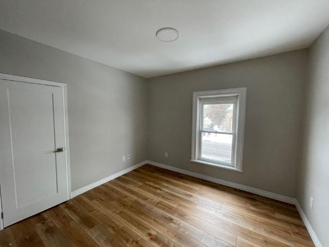 Apartment for rent in Brant, Ontario