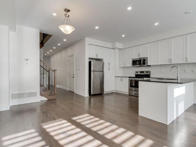 Townhouse for rent in Milton, Golden Horseshoe