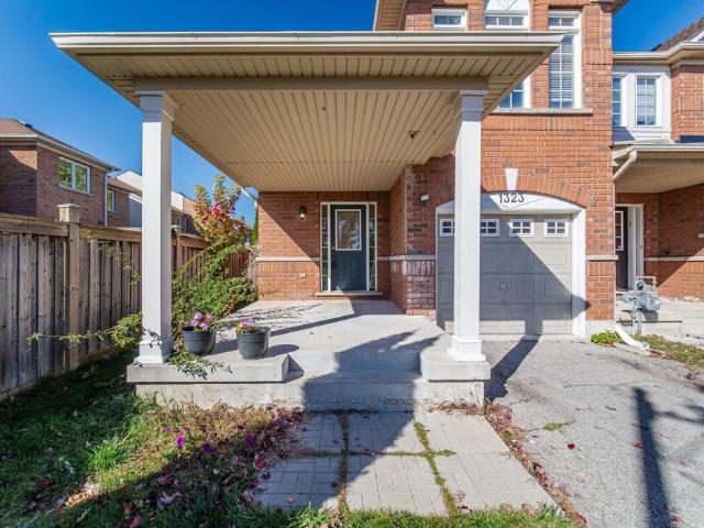 Townhouse for rent in Milton, Golden Horseshoe