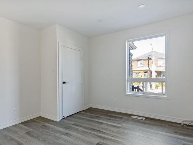 Apartment for rent in Davenport, Toronto