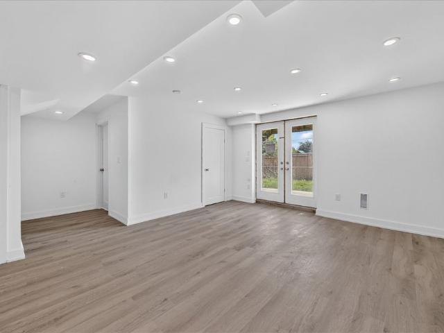 Apartment for rent in Durham, Ontario