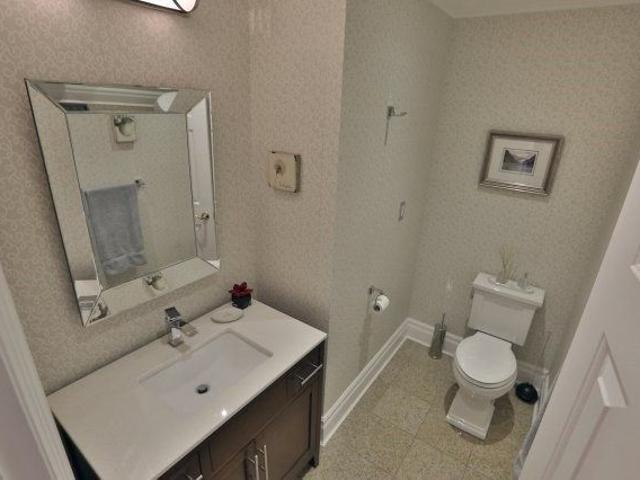 House for rent in Oakville, Golden Horseshoe