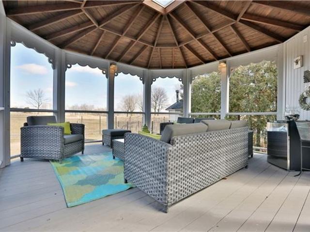 House for rent in Oakville, Golden Horseshoe