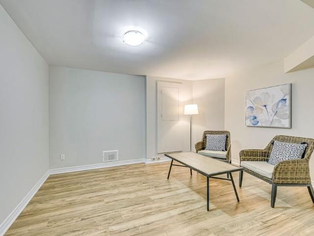 Apartment for rent in Oakville, Golden Horseshoe