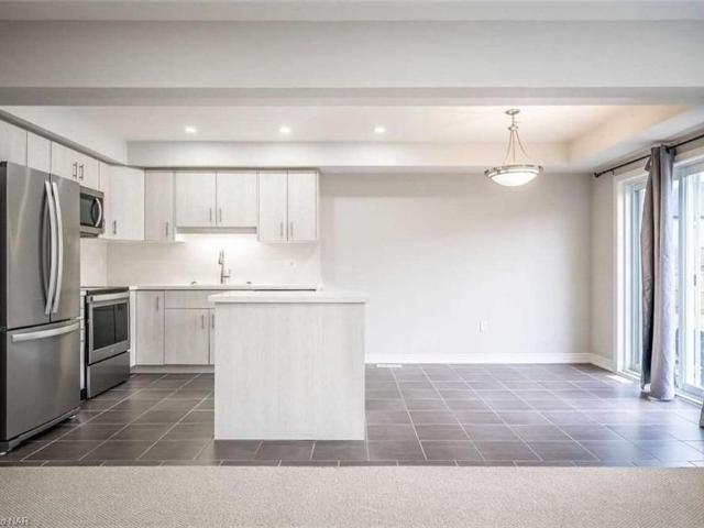 Townhouse for rent in Niagara, Ontario