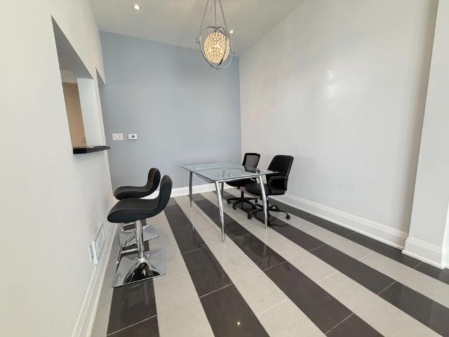 House for rent in Vista Heights, Mississauga