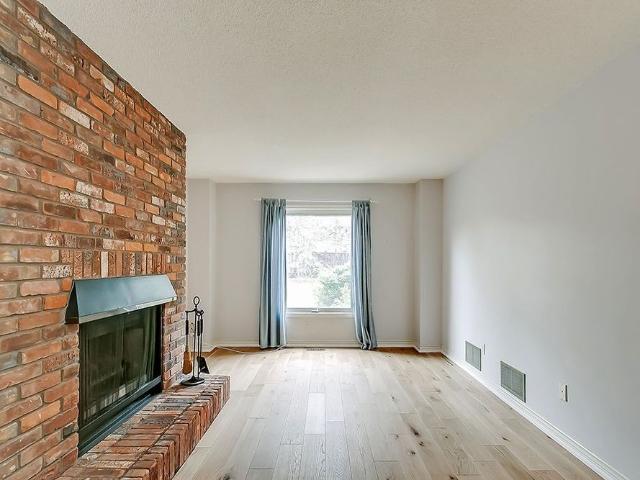 House for rent in Oakville, Ontario