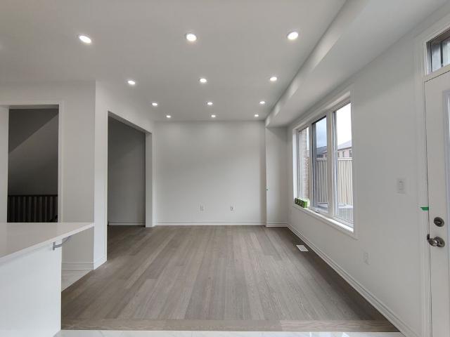 Townhouse for rent in Oakville, Ontario