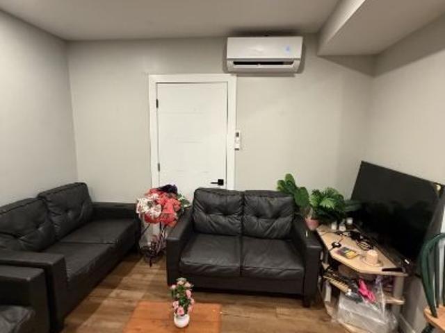 Townhouse for rent in Mulhurst Bay, Ontario