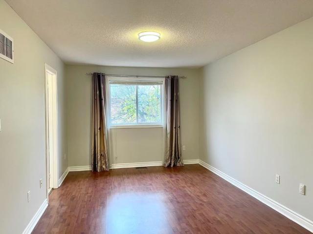 Townhouse for rent in Richmond Hill, Golden Horseshoe