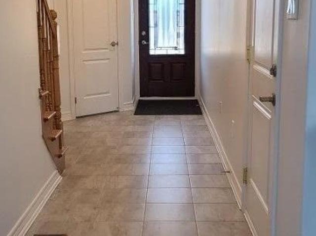 Townhouse for rent in Markdale, Grey Highlands