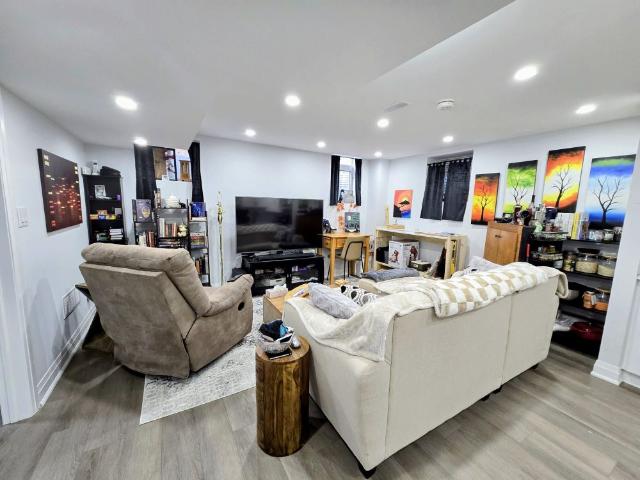 Apartment for rent in Durham, Ontario