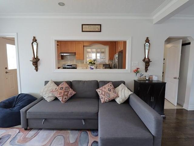 House for rent in Woburn, Ontario