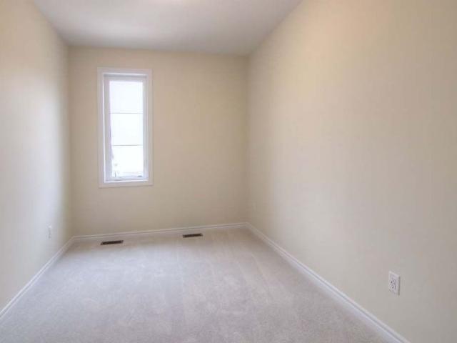 Townhouse for rent in Burlington, Golden Horseshoe