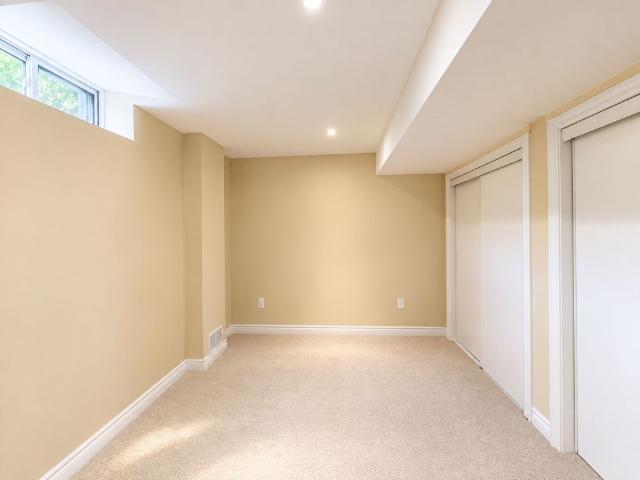 House for rent in Oakville, Golden Horseshoe