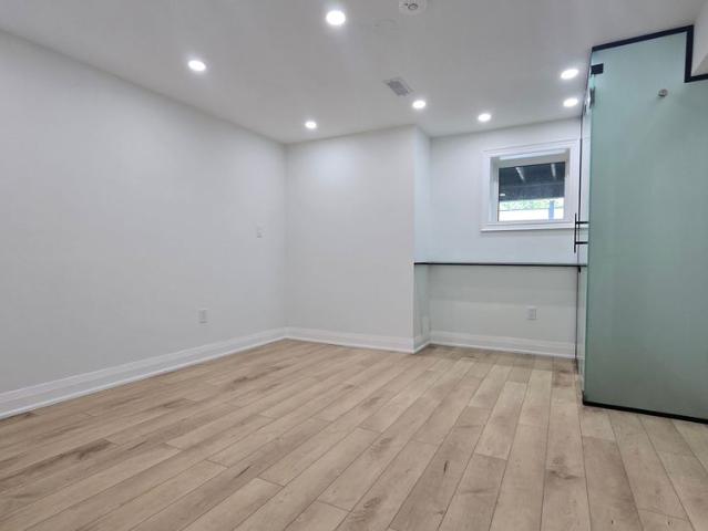 Apartment for rent in York, Ontario