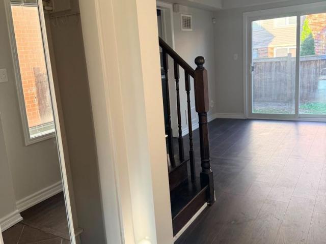 Townhouse for rent in Brampton, Golden Horseshoe