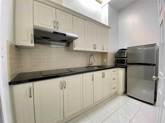 Apartment for rent in South Parkdale, Toronto