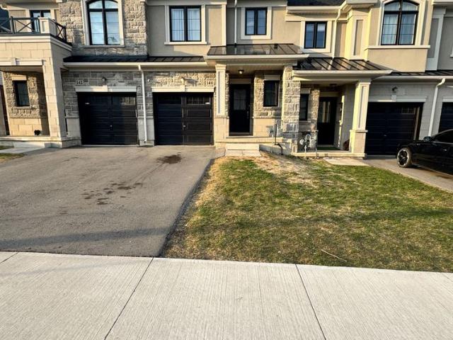 Townhouse for rent in Ancaster, Ontario