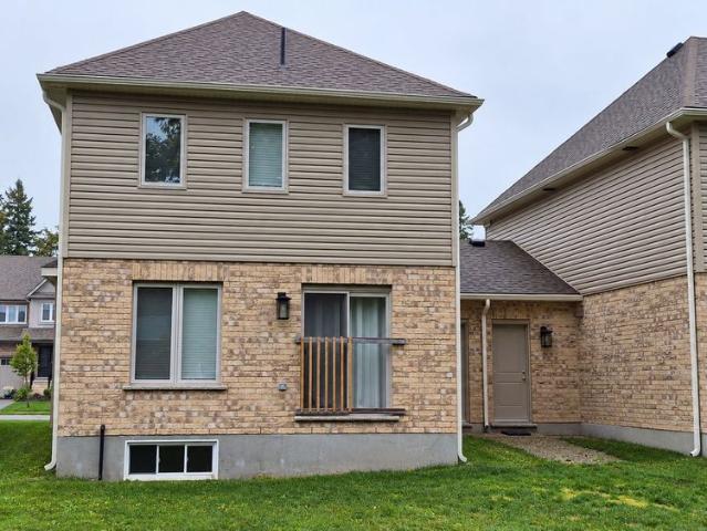 Townhouse for rent in Markdale, Grey Highlands