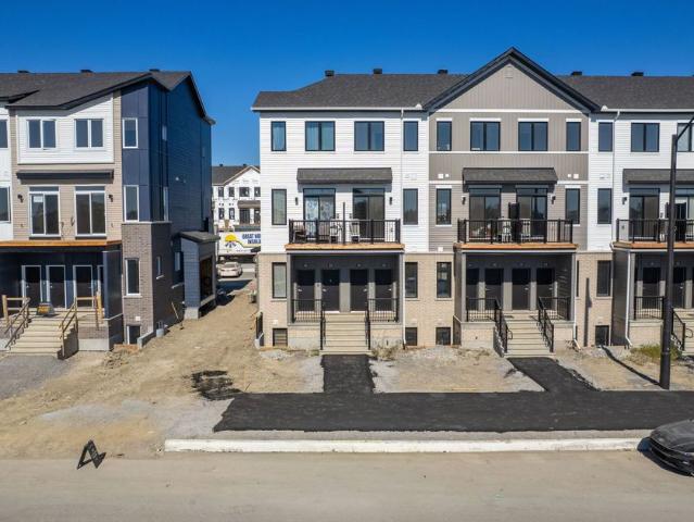 Townhouse for rent in Barrhaven West, Ottawa
