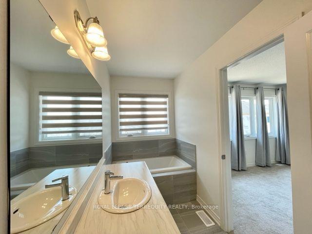 House for rent in Barrie, Central Ontario
