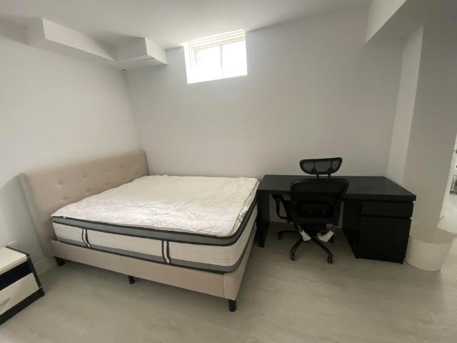 Room for rent in York, Ontario