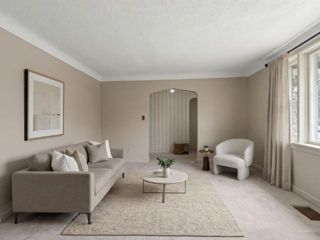 House for rent in Applewood Acres, Ottawa