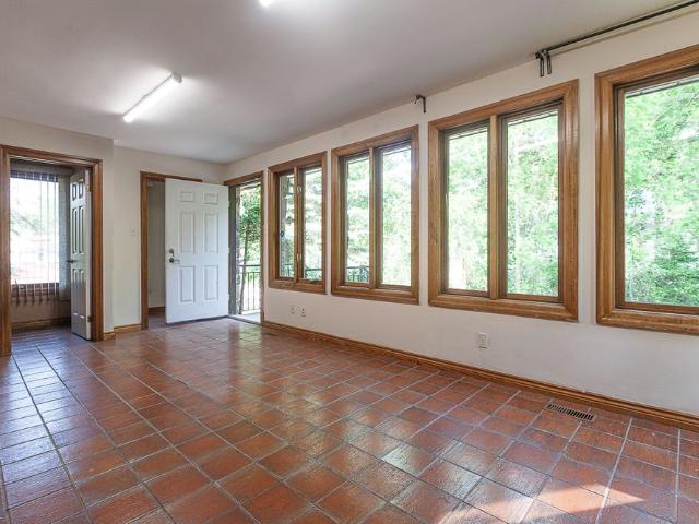 House for rent in Mineola, Mississauga