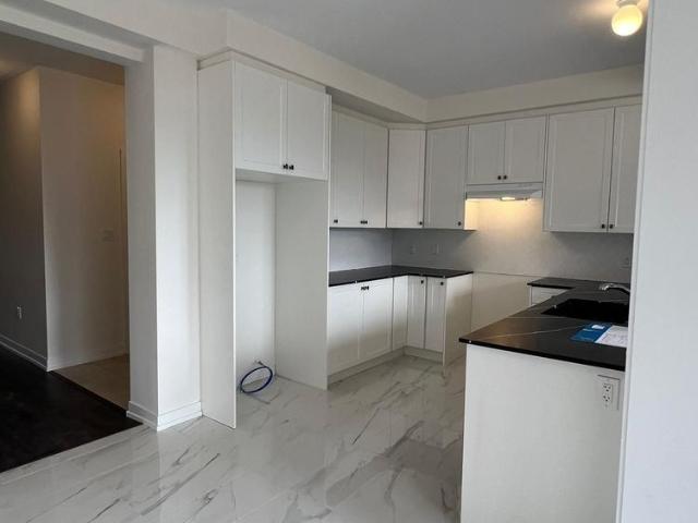Townhouse for rent in Milton, Ontario