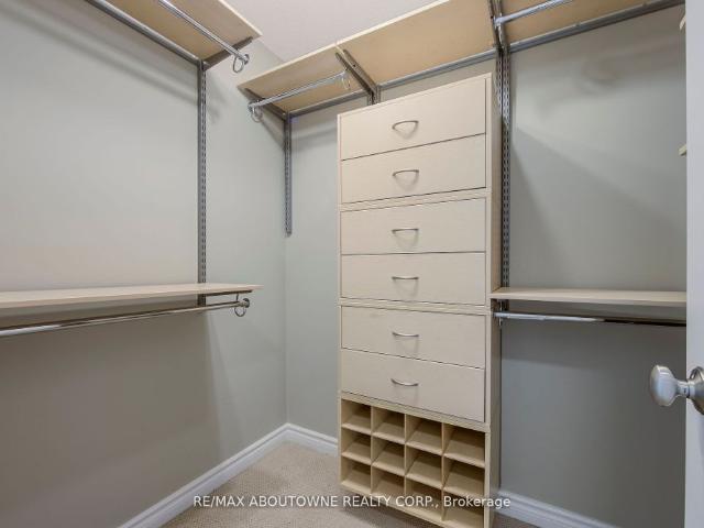 House for rent in Oakville, Golden Horseshoe