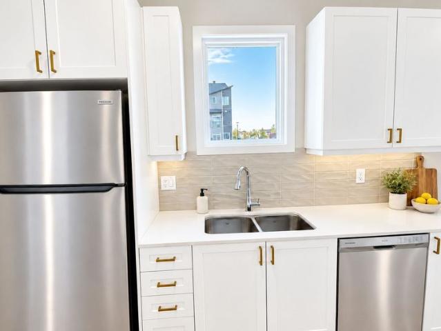 Apartment for rent in Orléans Village - Châteauneuf, Ottawa
