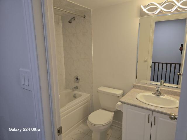 Townhouse for rent in Mayfield Village, Brampton