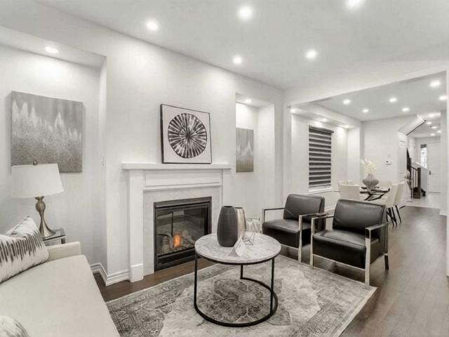 Townhouse for rent in Whitby, Golden Horseshoe