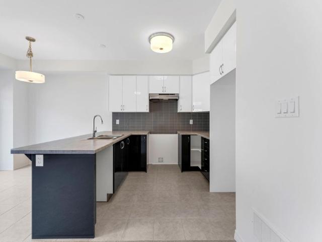 Townhouse for rent in Brant, Ontario