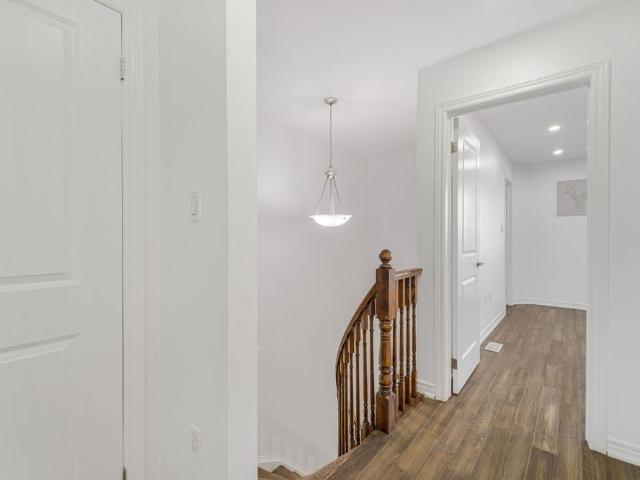 Townhouse for rent in Ancaster, Ontario