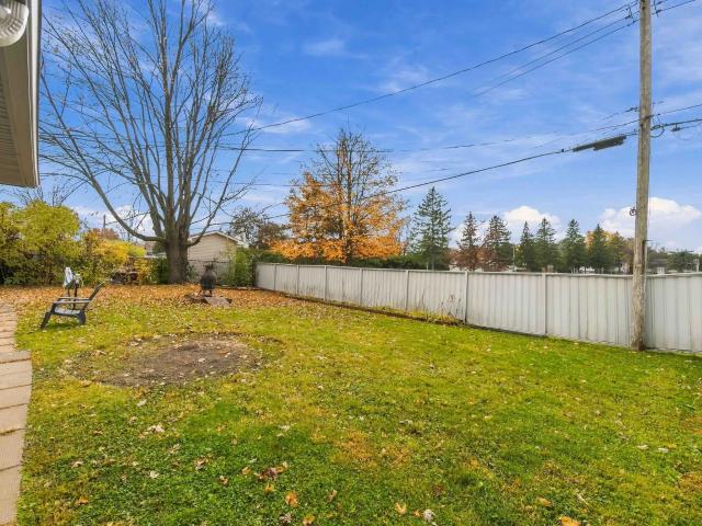 House for rent in Queenswood Heights, Ottawa